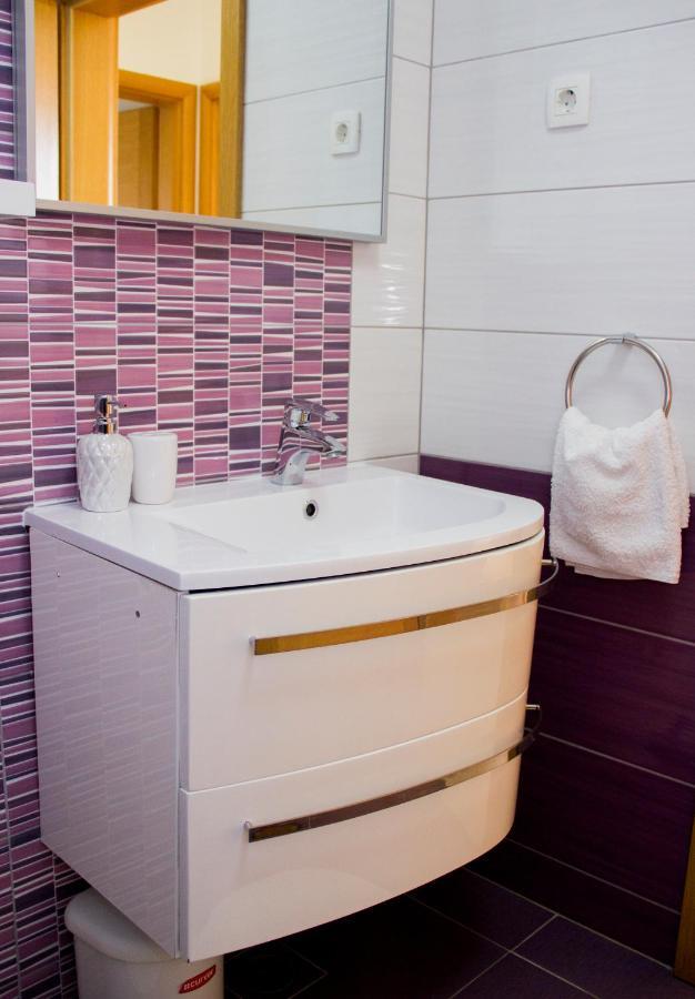 Apartments Karla Бибинье Экстерьер фото